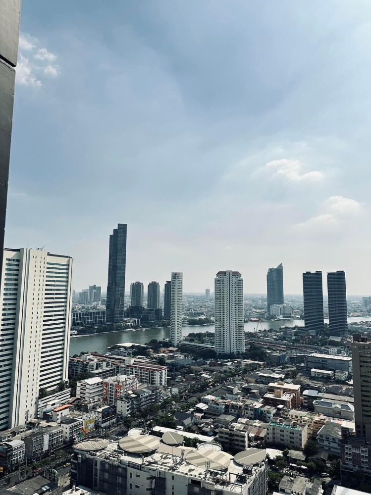 For RentCondoWongwianyai, Charoennakor : For rent✨Urbano Absolute Sathron Taksin✨ Charoen Nakhon area, near BTS Charoen Krung, Icon Siam, Sathorn, Silom, furniture, complete electrical appliances.