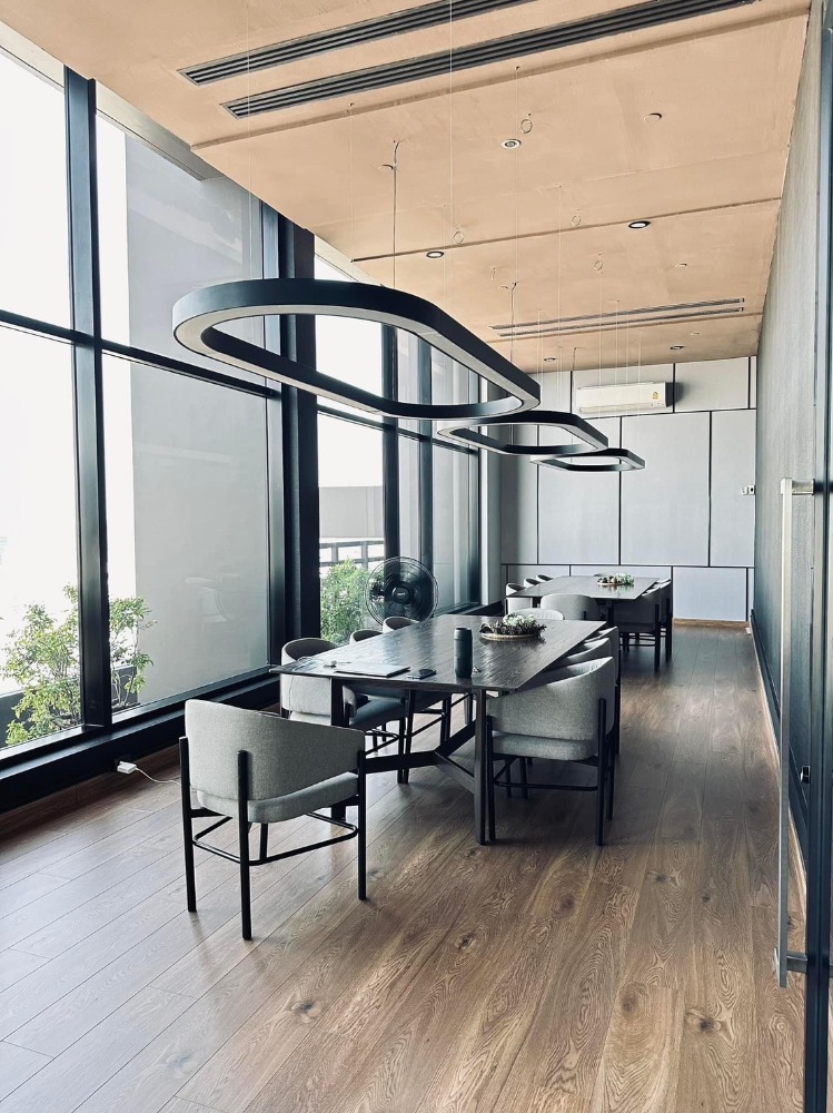 For RentCondoWongwianyai, Charoennakor : For rent✨Urbano Absolute Sathron Taksin✨ Charoen Nakhon area, near BTS Charoen Krung, Icon Siam, Sathorn, Silom, furniture, complete electrical appliances.