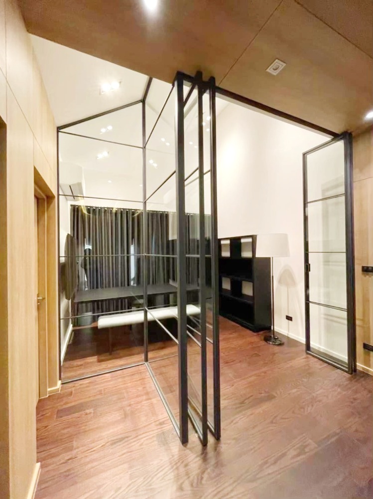 For SaleHouseChaengwatana, Muangthong : For sale, Bangkok Boulevard Chaengwattana 2, 87 sqw, 4 bedrooms, 6 bathrooms, luxurious, fully furnished.