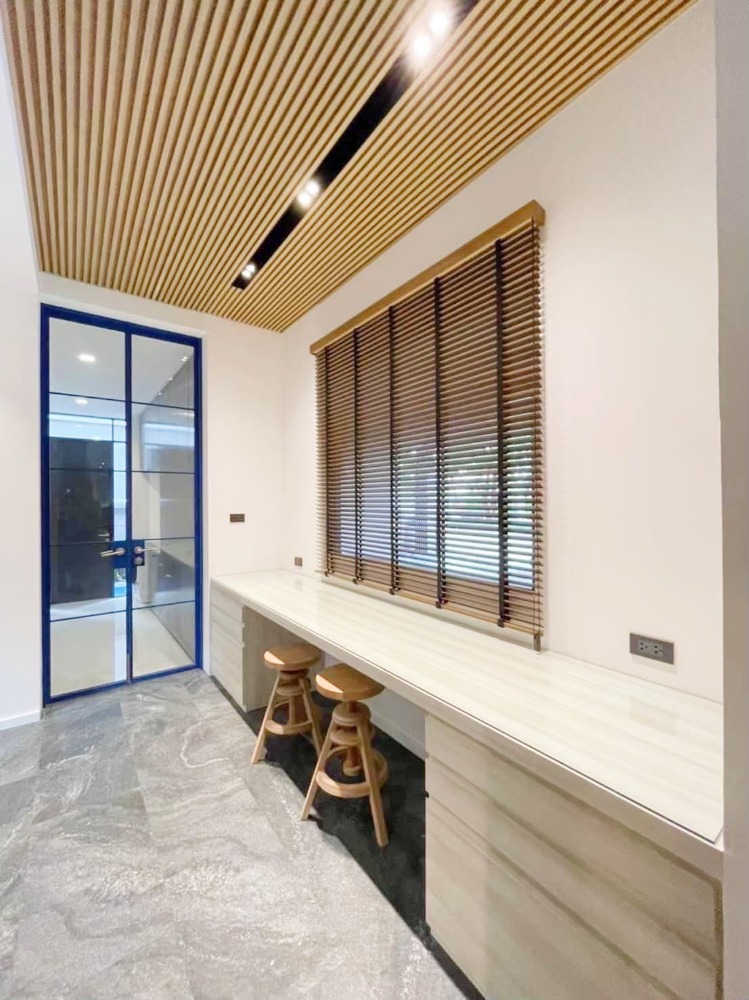 For SaleHouseChaengwatana, Muangthong : For sale, Bangkok Boulevard Chaengwattana 2, 87 sqw, 4 bedrooms, 6 bathrooms, luxurious, fully furnished.