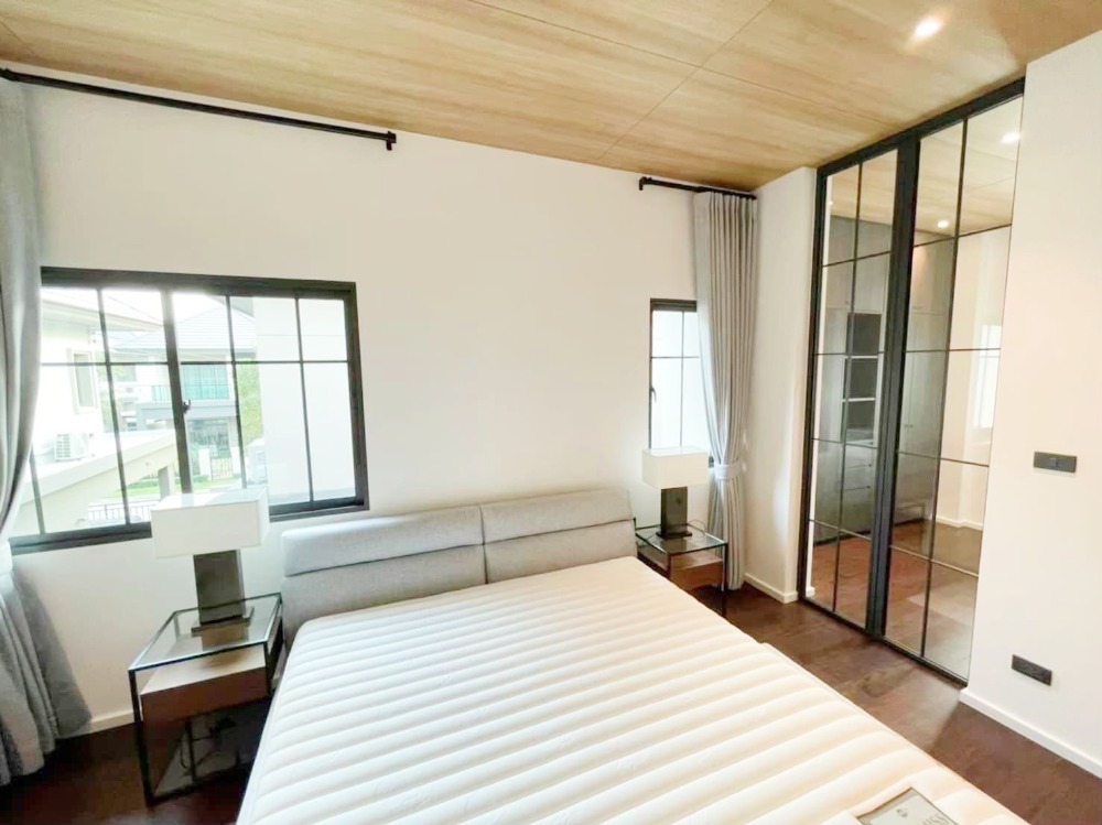 For SaleHouseChaengwatana, Muangthong : For sale, Bangkok Boulevard Chaengwattana 2, 87 sqw, 4 bedrooms, 6 bathrooms, luxurious, fully furnished.