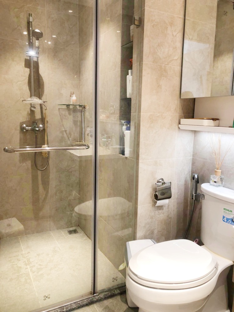 For SaleCondoSathorn, Narathiwat : For sale: Regal Condo Sathorn-Narathiwat, 1 bedroom, 32 sqm, excellent condition, fully-furnished.