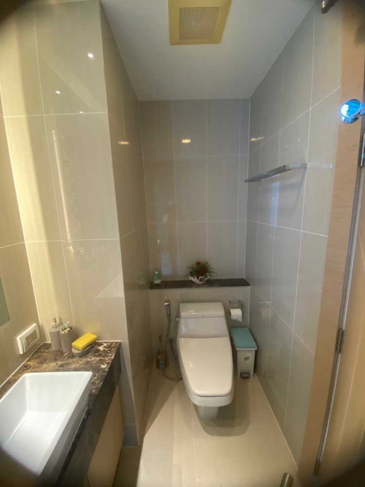 ขายคอนโดพัทยา บางแสน ชลบุรี สัตหีบ : For sale Condo  The Palm Wongamat Beach Pattaya (S03-0871)