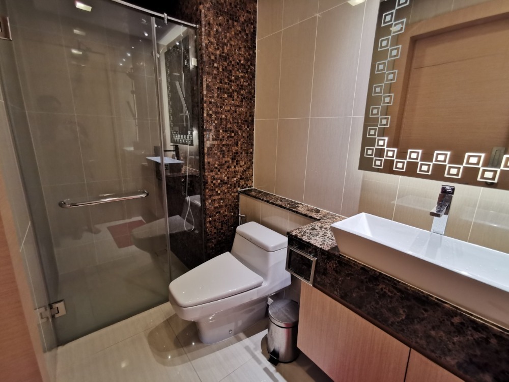 ขายคอนโดพัทยา บางแสน ชลบุรี สัตหีบ : For sale condo The Palm wongamat beach 2 beds direct Sea view sunset (S03-0540)