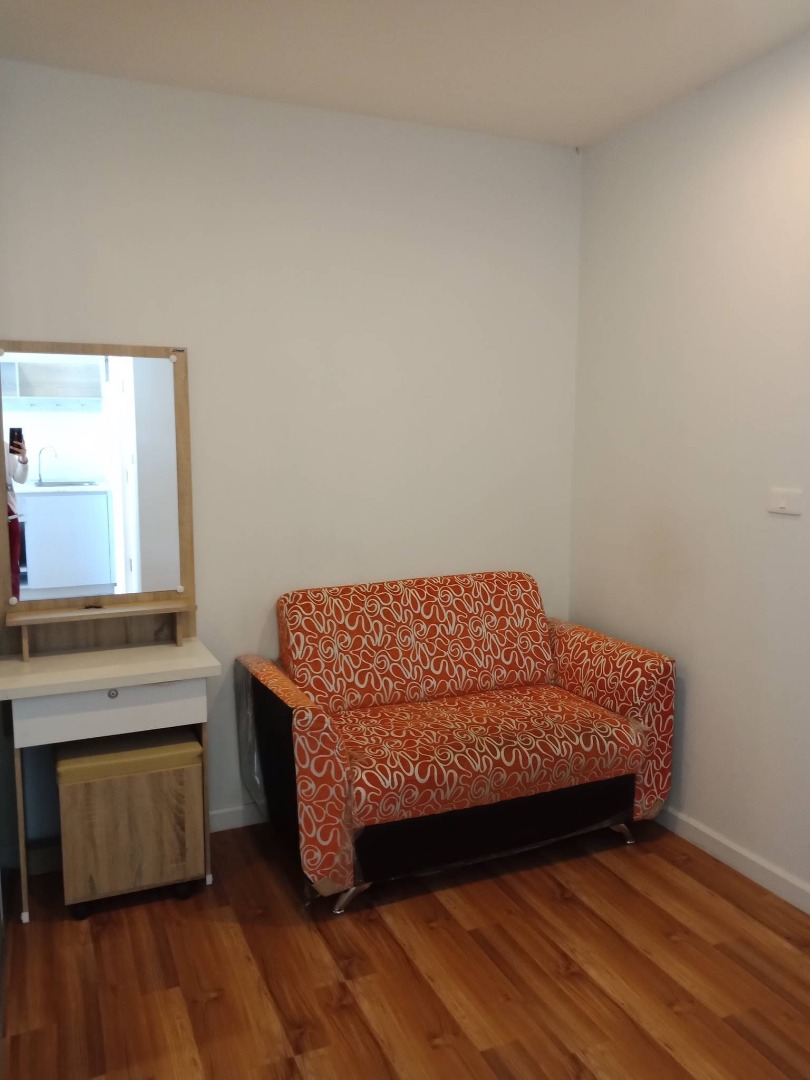 ให้เช่าคอนโดลาดกระบัง สุวรรณภูมิ : เช่าห้องใหม่ + เครื่องใช้ไฟฟ้าครบ! คอนโด V Condoใหม่ อยู่ใกล้นิคมลาดกระบัง , ใกล้เทคโนลาดกระบัง  ใกล้สุวรรณภูมิ ห้องพร้อมเข้าอยู่วันที่ 6 พฤษภาคม 2562