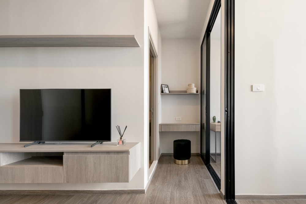 ให้เช่าคอนโดระยอง : 🔥ให้เช่าคอนโด 1 ห้องนอน ขนาด 31 ตรม. โครงการน็อตติ้ง ฮิลล์ ระยอง 🏙️ห้องพร้อมเข้าอยู่ เฟอร์นิเจอร์ครบ ✅รับทำสัญญาเช่า 3 เดือน