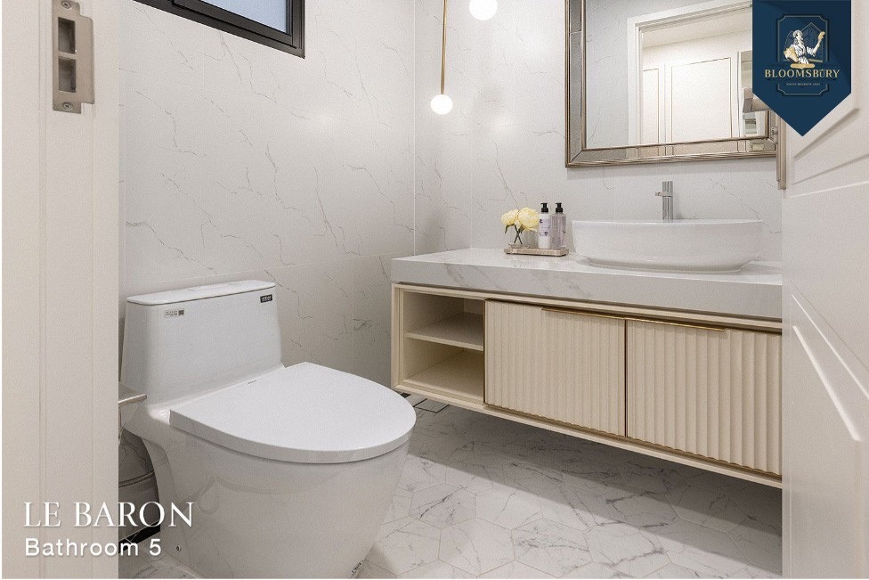 For RentHousePattanakan, Srinakarin : Nantawan Rama 9 - New Krungthepkreetha / 4 Bedrooms (FOR RENT) BZD076