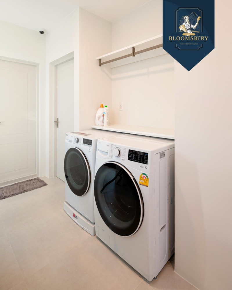 For RentHousePattanakan, Srinakarin : Nantawan Rama 9 - New Krungthepkreetha / 4 Bedrooms (FOR RENT) BZD076