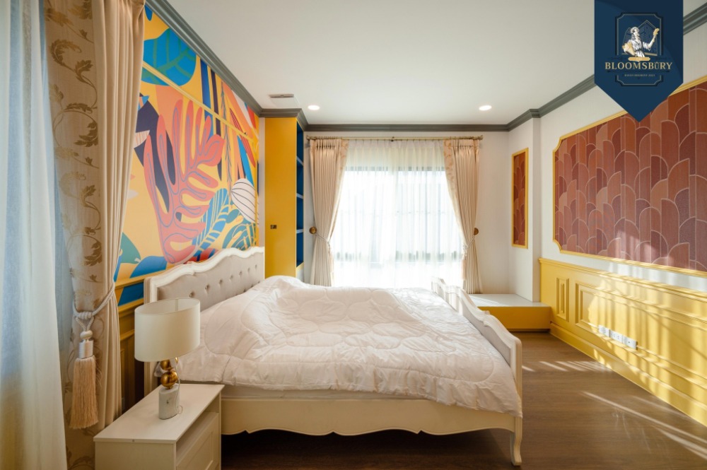 For RentHousePattanakan, Srinakarin : Nantawan Rama 9 - New Krungthepkreetha / 4 Bedrooms (FOR RENT) BZD076