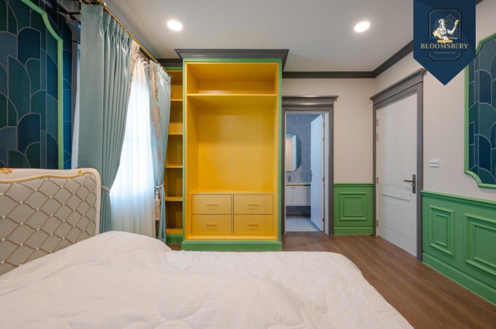 For RentHousePattanakan, Srinakarin : Nantawan Rama 9 - New Krungthepkreetha / 4 Bedrooms (FOR RENT) BZD076