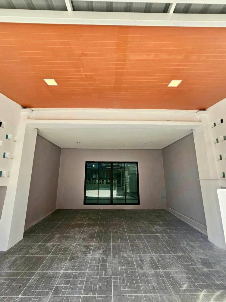 ขายทาวน์โฮมเลียบทางด่วนรามอินทรา : ขายทาวน์โฮม 3 ชั้น หมู่บ้านเพลินวิภา เลียบด่วนเอกมัย-รามอินทรา รถไฟฟ้าสายสีชมพู นวลจันทร์ รามอินทรา40 ตลาดนัดเลียบด่วน ทางด่วนเอกมัย-รามอินทรา บึงกุ่ม แฟชั่นไอแลนด์ โรงพยาบาลนพรัตน โรงพยาบาลสินแพทย์ โรงเรียนบดินทร์เดช