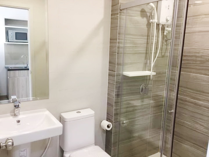 For RentCondoRamkhamhaeng, Hua Mak : ✅ SVR275 ✅ Line : @p2nproperty