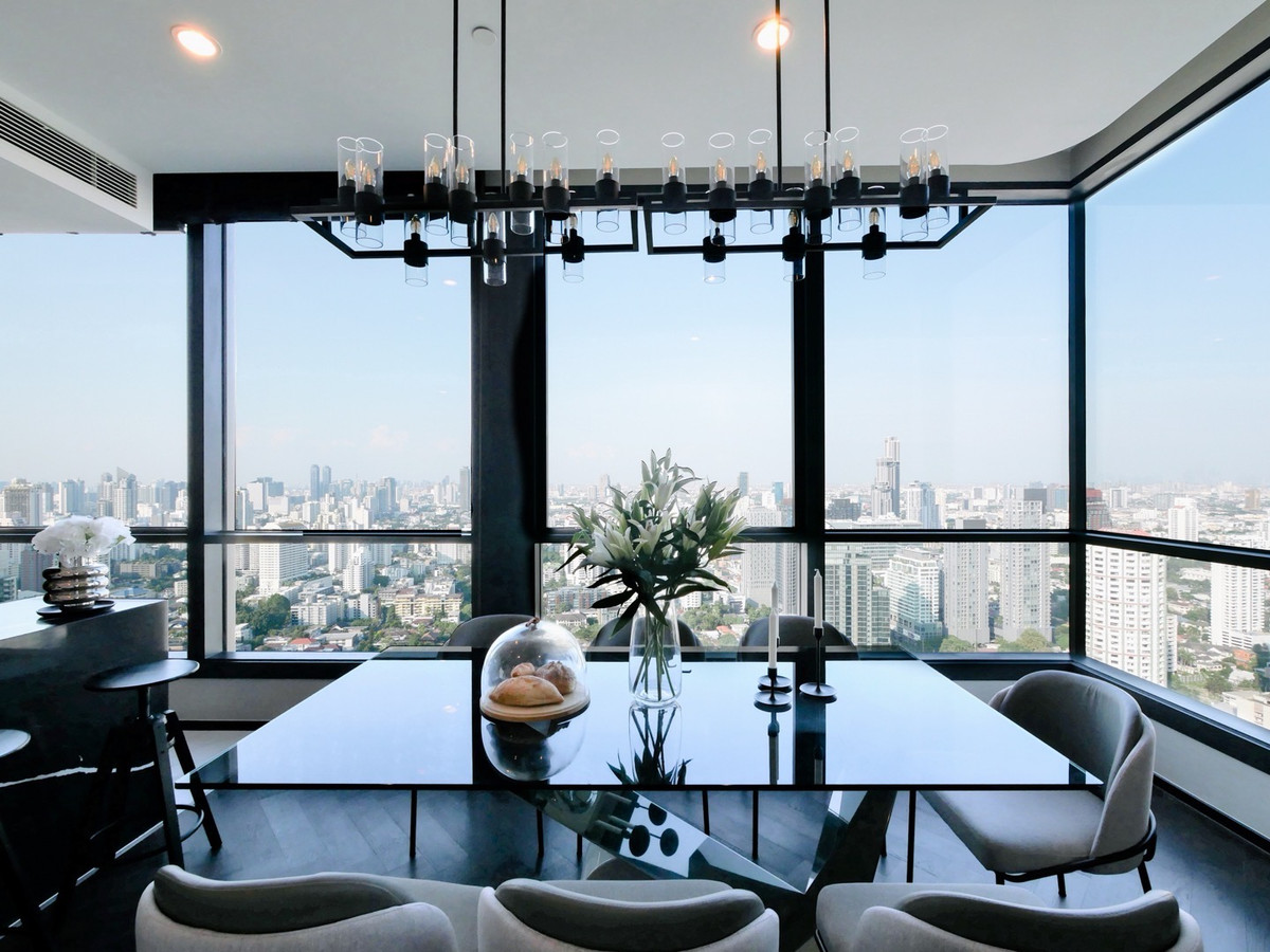 For RentCondoSukhumvit, Asoke, Thonglor : 3 Bedroom Luxury Condo for Rent at The Esse Sukhumvit 36, High Floor Open View, Near BTS Thonglor