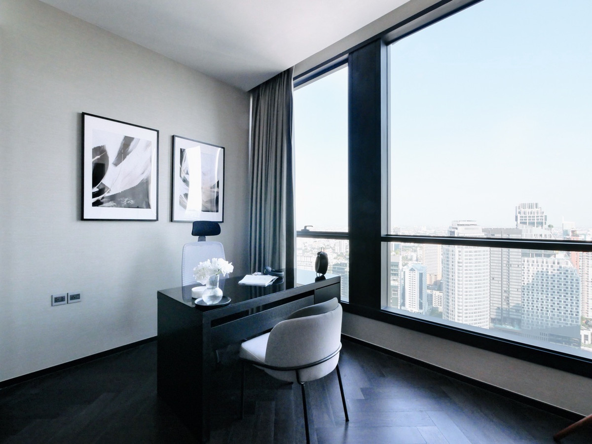 For RentCondoSukhumvit, Asoke, Thonglor : 3 Bedroom Luxury Condo for Rent at The Esse Sukhumvit 36, High Floor Open View, Near BTS Thonglor