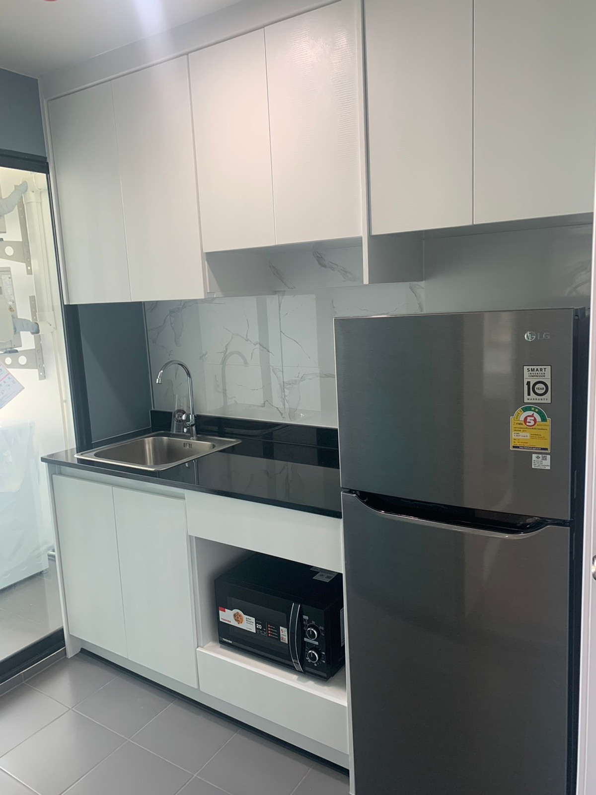 For RentCondoRamkhamhaeng, Hua Mak : Condo for rent: Rye, Rye Hua Mak, Building B, 5th floor, built-in, luxurious throughout the room, open view, very beautiful, rental price 12,000 baht.