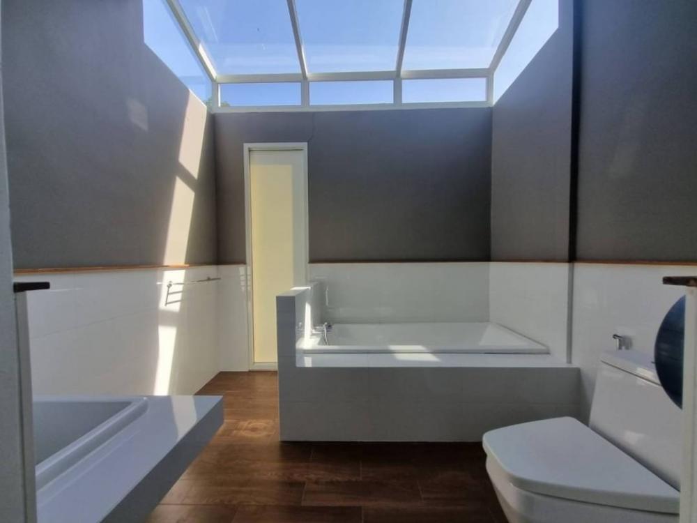 ให้เช่าโฮมออฟฟิศรัชดา ห้วยขวาง : ปล่อยเช่าโฮมออฟฟิศ รัชดา 32 - 36 ที่จอดรถ 8 คัน พื้นที่ใช้สอย 1,200 ตารางเมตร จดทะเบียนบริษัท หรือทำธุรกิจได้