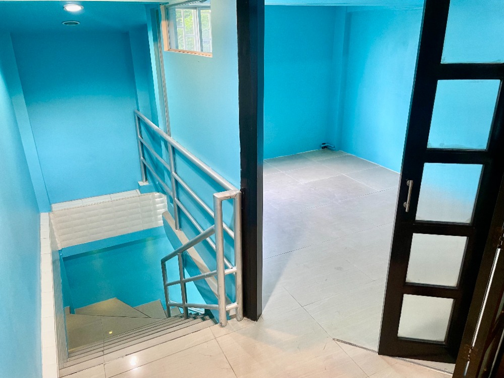 ขายอาคารพาณิชย์นวมินทร์ รามอินทรา : [M3594] ขายขาดทุน‼️ อาคารพาณิชย์ 4 ชั้น 4 นอน 3 น้ำ รถไฟฟ้าสายสีชมพู สถานีบางชัน ติดถนนใหญ่พระยาสุเรนทร์ 20 ถ.รามอินทรา 109 ใกล้สวนสยาม ซาฟารีเวิลด์ แฟชั่นไอส์แลนด์