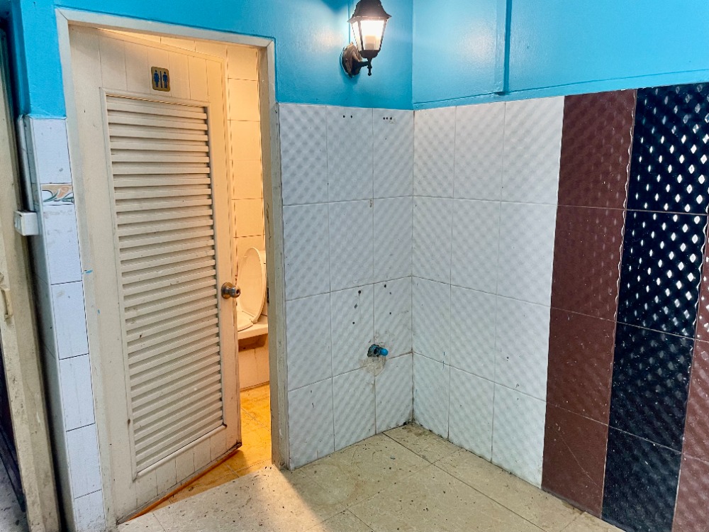 ขายอาคารพาณิชย์นวมินทร์ รามอินทรา : [M3594] ขายขาดทุน‼️ อาคารพาณิชย์ 4 ชั้น 4 นอน 3 น้ำ รถไฟฟ้าสายสีชมพู สถานีบางชัน ติดถนนใหญ่พระยาสุเรนทร์ 20 ถ.รามอินทรา 109 ใกล้สวนสยาม ซาฟารีเวิลด์ แฟชั่นไอส์แลนด์