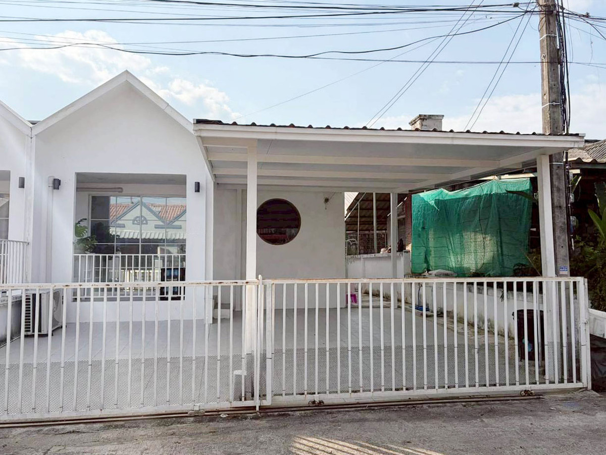 For RentHouseChiang Mai : A house for rent good location near by 5 min to CentralPlaza Chiangmai Airport, No.9H704