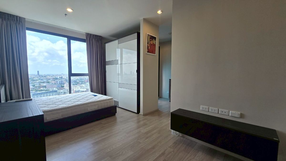 ให้เช่าคอนโดบางนา แบริ่ง ลาซาล : ⭐NEW⭐FOR RENT 1BEDROOM 28 sqm high floor  13,000 per month Tel 0982924151