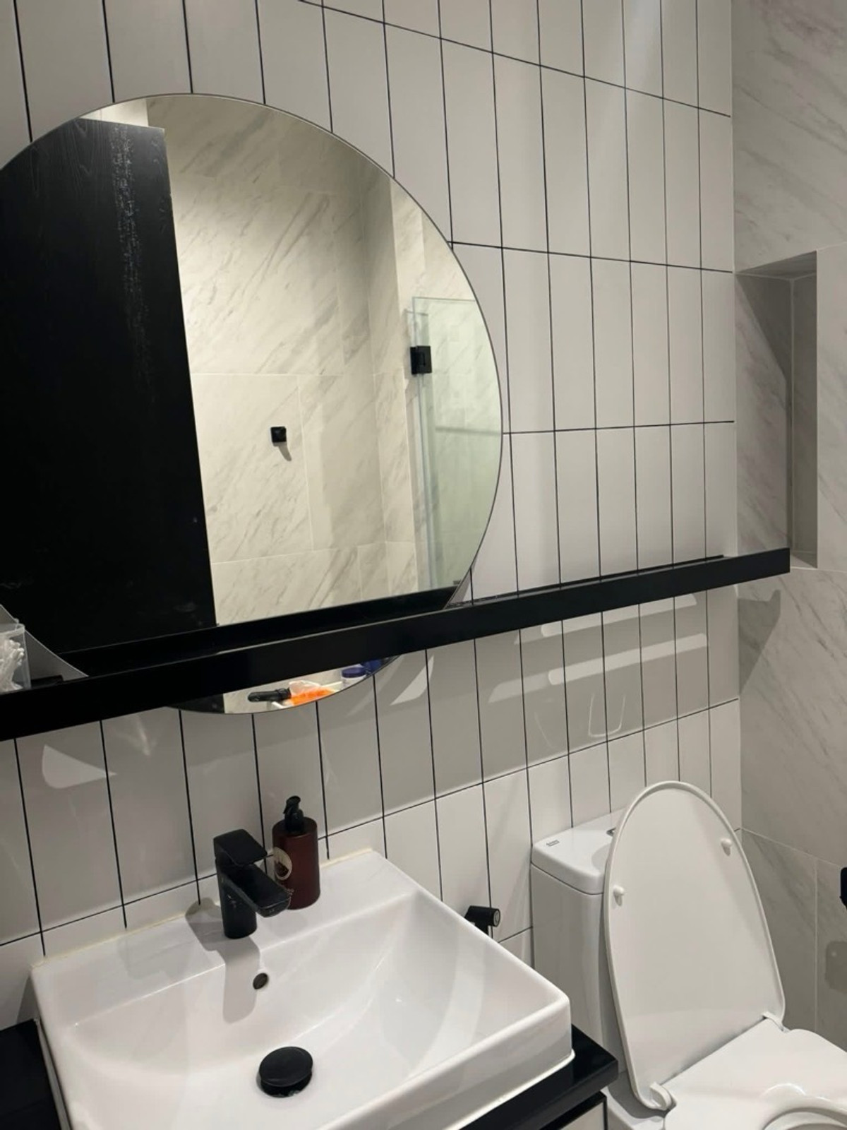 For RentCondoWongwianyai, Charoennakor : For Rent 📍 Chapter Charoennakhorn-Riverside 🏙️🏞️ Fully furnished inbox  Line : @ladysai (have @ )