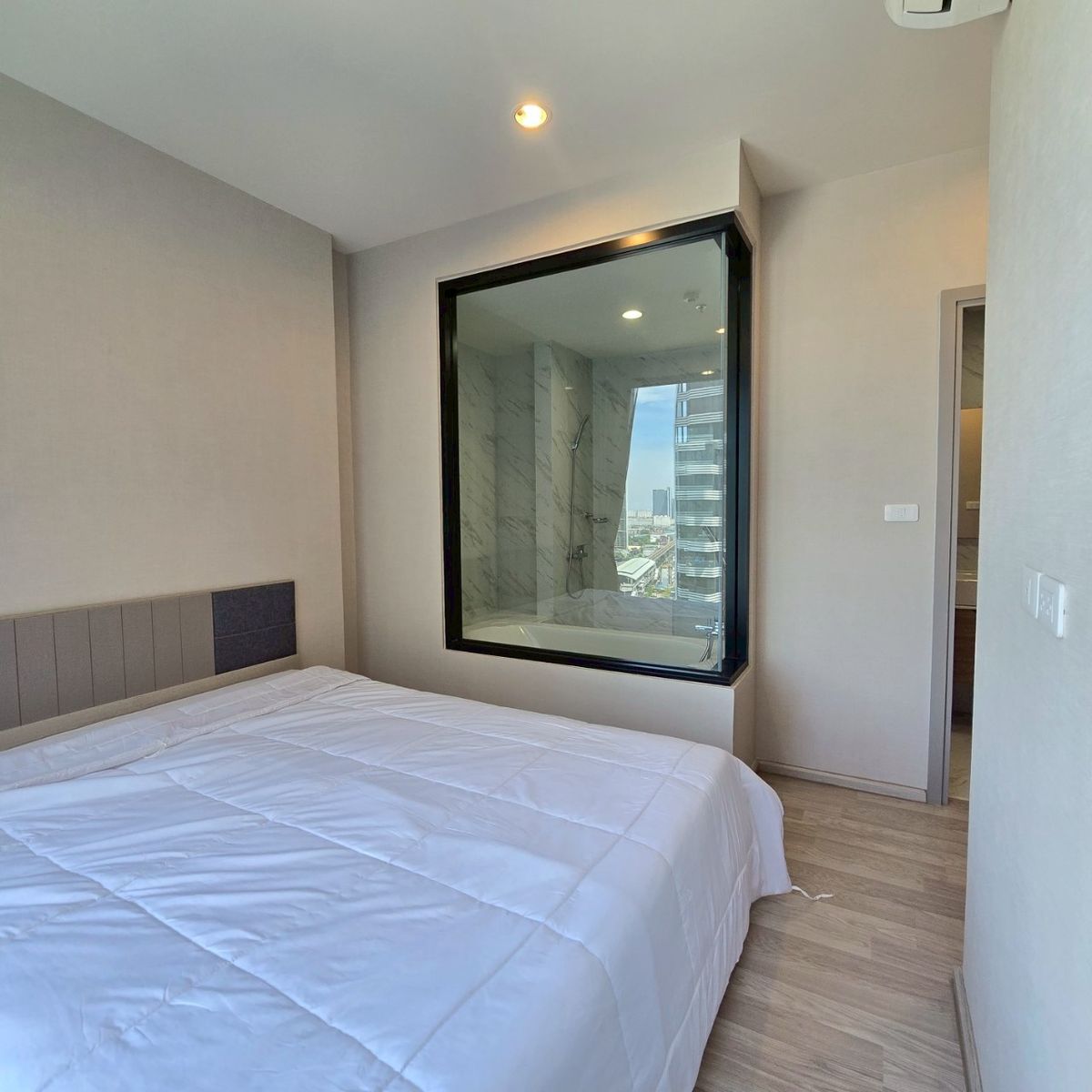 For RentCondoBangna, Bearing, Lasalle : 🌟NEW⭐New room, never lived in, FOR RENT Condo 1 BEDROOM ❤ 27 sq m., east side