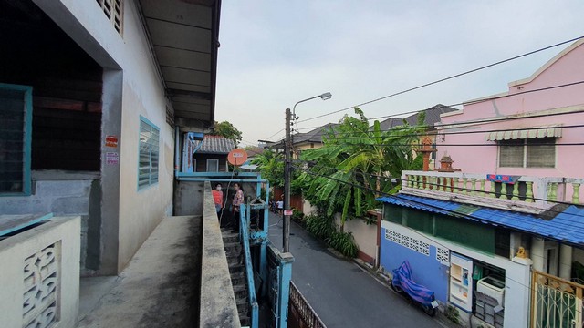 ขายที่ดินเกษตรศาสตร์ รัชโยธิน : ขายที่ดิน 50 ตรว. (แถมอพาร์ทเม้น)   ซอยพหลโยธิน 52  แยก 19 (ซอยร่วมใจ 7)  แขวงคลองถนน เขตบางเขน กทม. ใกล้ม.นอร์ทกรุงเทพ ตลาดยิ่งเจริญ