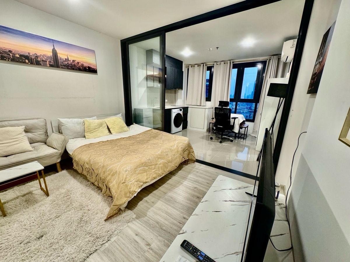 For RentCondoRatchadapisek, Huaikwang, Suttisan : 🔥Urgent for rent🔥XT Huai Khwang (short-term rental) Fully furnished, ready to move in immediately, near MRT Huai Khwang