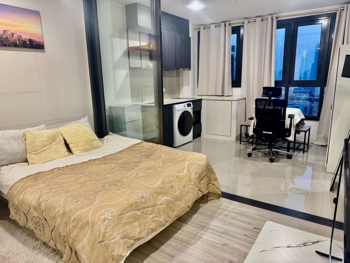For RentCondoRatchadapisek, Huaikwang, Suttisan : 🔥Urgent for rent🔥XT Huai Khwang (short-term rental) Fully furnished, ready to move in immediately, near MRT Huai Khwang
