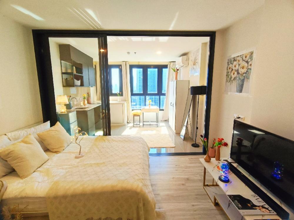 For RentCondoRatchadapisek, Huaikwang, Suttisan : 🔥Urgent for rent🔥XT Huai Khwang (short-term rental) Fully furnished, ready to move in immediately, near MRT Huai Khwang