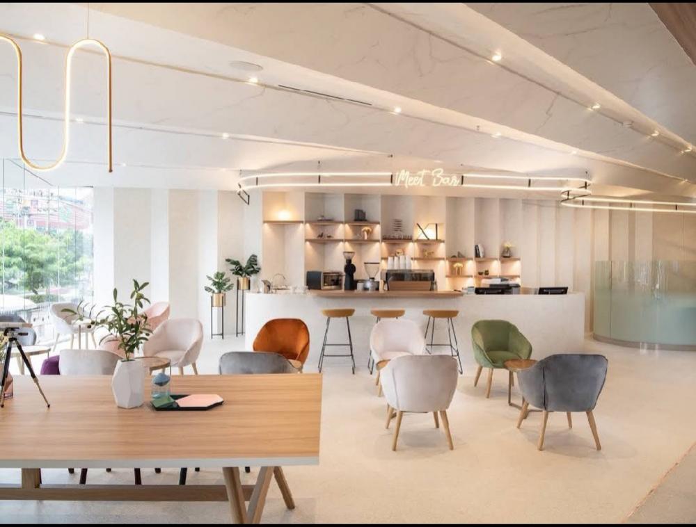 For RentCondoRatchadapisek, Huaikwang, Suttisan : 🔥Urgent for rent🔥XT Huai Khwang (short-term rental) Fully furnished, ready to move in immediately, near MRT Huai Khwang