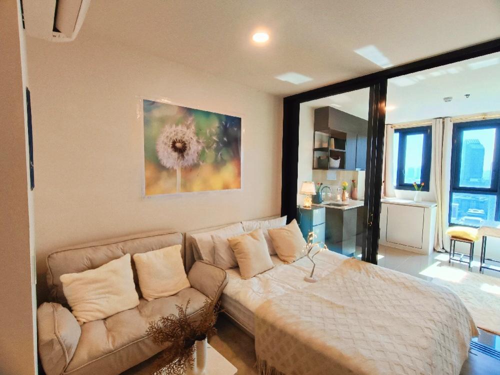 For RentCondoRatchadapisek, Huaikwang, Suttisan : 🔥Urgent for rent🔥XT Huai Khwang (short-term rental) Fully furnished, ready to move in immediately, near MRT Huai Khwang