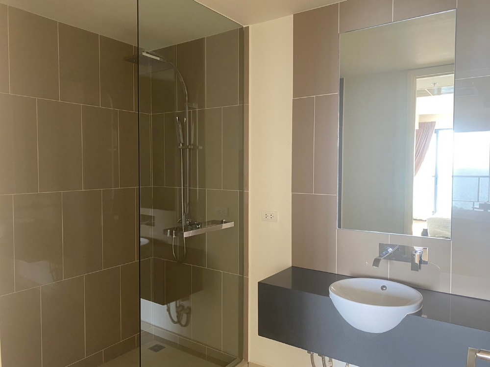 ขายคอนโดพัทยา บางแสน ชลบุรี สัตหีบ : ขาย Condo Zire wongamat Beach front pattaya 1 Bed (S03-1652)