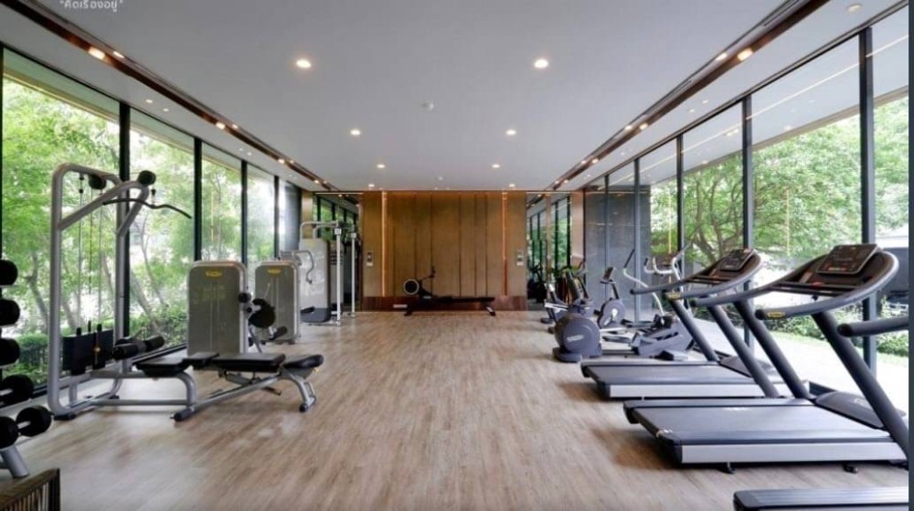 ขายบ้านพระราม 9 เพชรบุรีตัดใหม่ RCA : 🏡ขายบ้านเดี่ยว 3 ชั้น ระดับ Ultra Luxury ที่มีความเป็นส่วนตัว เพียง 20 ยูนิต ใจกลางพระราม 9 มั่นใจในระบบความปลอดภัย ด้วยรั้วไฟฟ้ารอบโครงการ พร้อม lift และ สระว่ายน้ำส่วนตัว