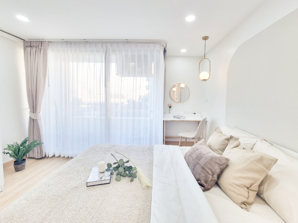 ขายคอนโดลาดพร้าว101 แฮปปี้แลนด์ : City Villa ห้องใหญ่ เฟอร์ริเจอร์ ครบ ราคาล้านต้นๆ ต้องห้องนี้เลย