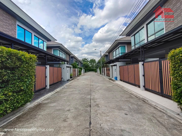 ให้เช่าบ้านโชคชัย4 ลาดพร้าว71 : ให้เช่าบ้านเดี่ยว 2ชั้นเนื้อที่ 60ตร.ว พื้นที่ใช้สอย 230ตร.ม 5ห้องนอน 3ห้องน้ำ เฟอร์ครบ ถนนลาดพร้าว โชคชัย 4  ราคาเช่า 75,000 บ/ดู