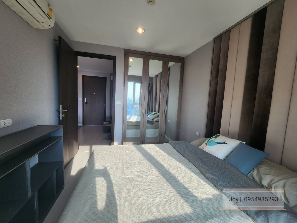 For SaleCondoSathorn, Narathiwat : For sale, cheap!! The best!! Condo Rhythm Sathorn Narathiwat 600 m. from BTS Chong Nonsi, many rooms, many sizes, starting at 35 sq m, 5.2 million baht 🔥 High floor, beautiful view, suitable for buying to live in, investing to rent and speculating, contac
