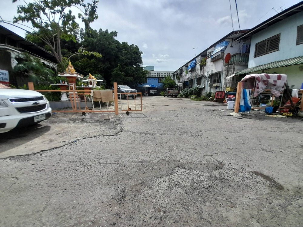 ขายที่ดินพัฒนาการ ศรีนครินทร์ : ขายที่ดินเปล่า พื้นที่ 102 ตรว เขตสวนหลวง(N.773)