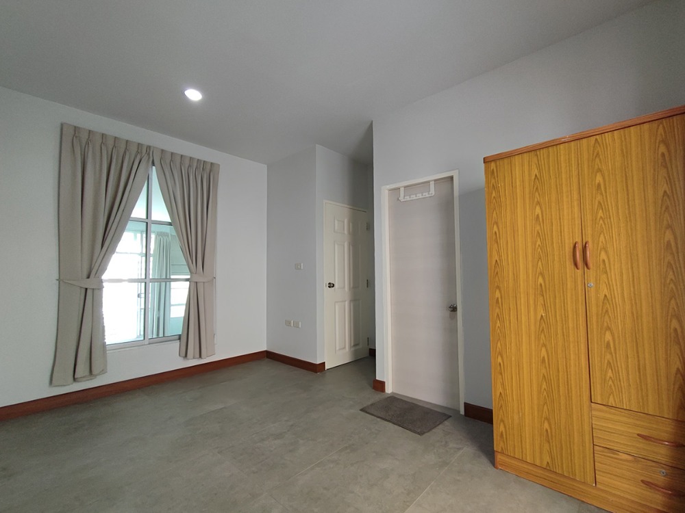 ขายทาวน์โฮมลาดพร้าว เซ็นทรัลลาดพร้าว : ทาวน์โฮม “บ้านกลางเมือง รัชดา-ลาดพร้าว” เหมาะทั้งเป็นบ้านพักอาศัยและออฟฟิศ เจ้าของดูแลดีมาก