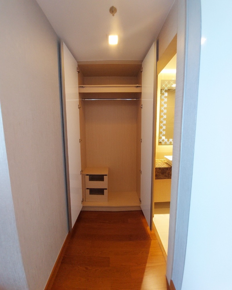 ขายคอนโดพัทยา บางแสน ชลบุรี สัตหีบ : For Sale The palm Wongamat beach 2 Bed Direct sunset 82 Sq.m (S03-1330)