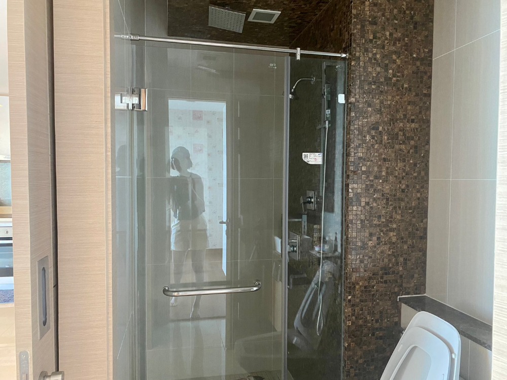 ขายคอนโดพัทยา บางแสน ชลบุรี สัตหีบ : For Sale condo The Palm wongamat beach front pattaya 2 bed  (S03-1152)