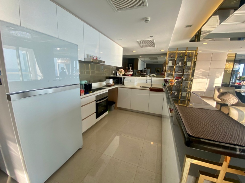 ขายคอนโดพัทยา บางแสน ชลบุรี สัตหีบ : For sale The Palm wongamat beach front 144 Sq.m direct sunset  (S03-0866)