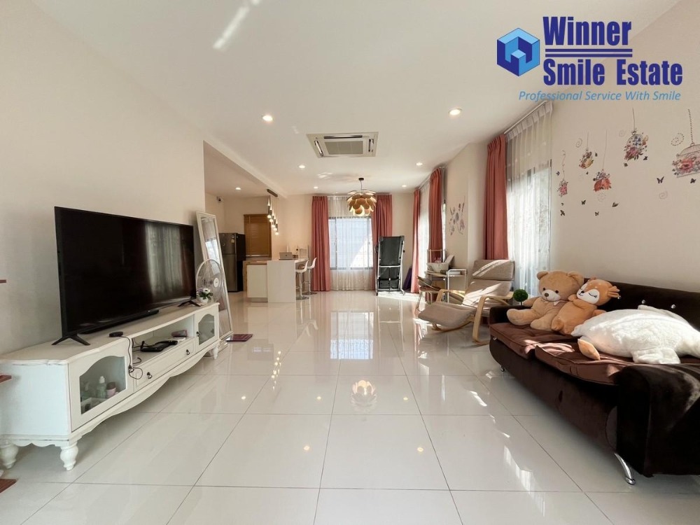 For SaleHouseSamut Prakan,Samrong : Beautifully decorated detached house for sale, Passorn Bangna-Wongwaen (Passorn Bangna Wongwaen), located on Sukhaphiban 2 Road, near Suvarnabhumi Airport.
