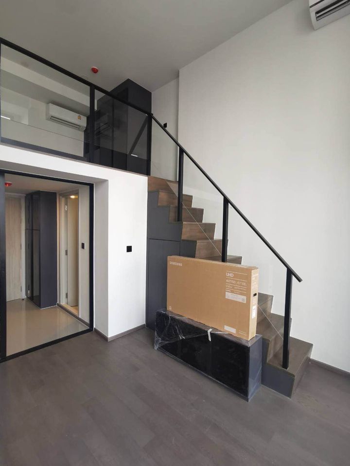 ให้เช่าคอนโดสยาม จุฬา สามย่าน : Park Origin Chula Samyan【𝐒𝐄𝐋𝐋 & 𝐑𝐄𝐍𝐓】🔥ห้องใหม่แกะกล่อง! วิวใจกลางเมือง เฟอร์นิเจอร์ครบครัน เดินทางสะดวก ใกล้ MRT สามย่าน 🔥 ติดต่อไลน์ไอดี: @hacondo