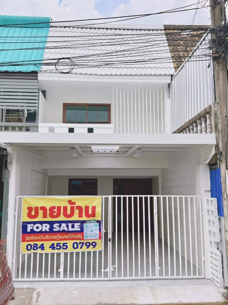 ขายทาวน์โฮมโชคชัย4 ลาดพร้าว71 : ทาวน์​เฮ้าส์​รี​โนเวท​ใหม่​อยู่ที่ลาดพร้าว โชคชัย 4 ซอย41 เข้าซอยมาเพียง 40 เมตร