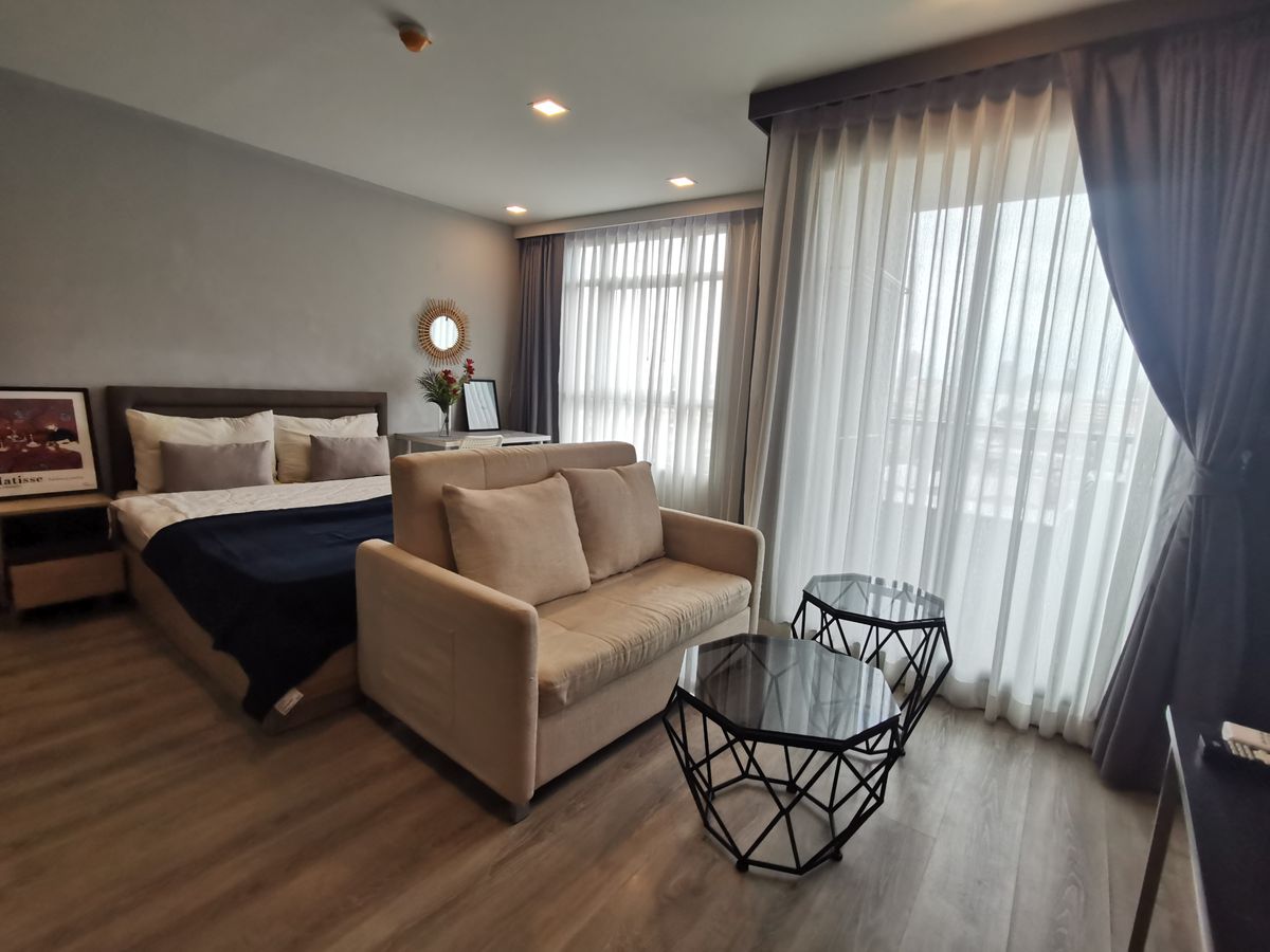 For RentCondoRatchadapisek, Huaikwang, Suttisan : MAESTRO 19 Ratchada - Vipha  1BR for rent. pet friendly condo in huai khwang