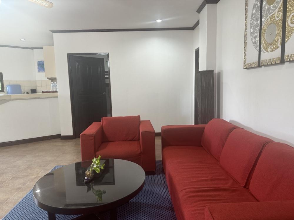 ขายคอนโดภูเก็ต : ขาย สายรุ้ง เรสซิเดนซ์ ป่าตอง ภูเก็ต3ห้องนอน 2ห้องนำ้ ระเบียงกว้างวิวสระว่ายน้ำ