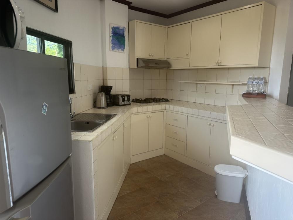 ขายคอนโดภูเก็ต : ขาย สายรุ้ง เรสซิเดนซ์ ป่าตอง ภูเก็ต3ห้องนอน 2ห้องนำ้ ระเบียงกว้างวิวสระว่ายน้ำ