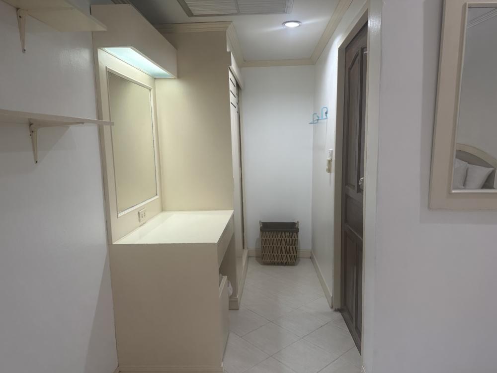 ขายคอนโดภูเก็ต : ขาย สายรุ้ง เรสซิเดนซ์ ป่าตอง ภูเก็ต3ห้องนอน 2ห้องนำ้ ระเบียงกว้างวิวสระว่ายน้ำ