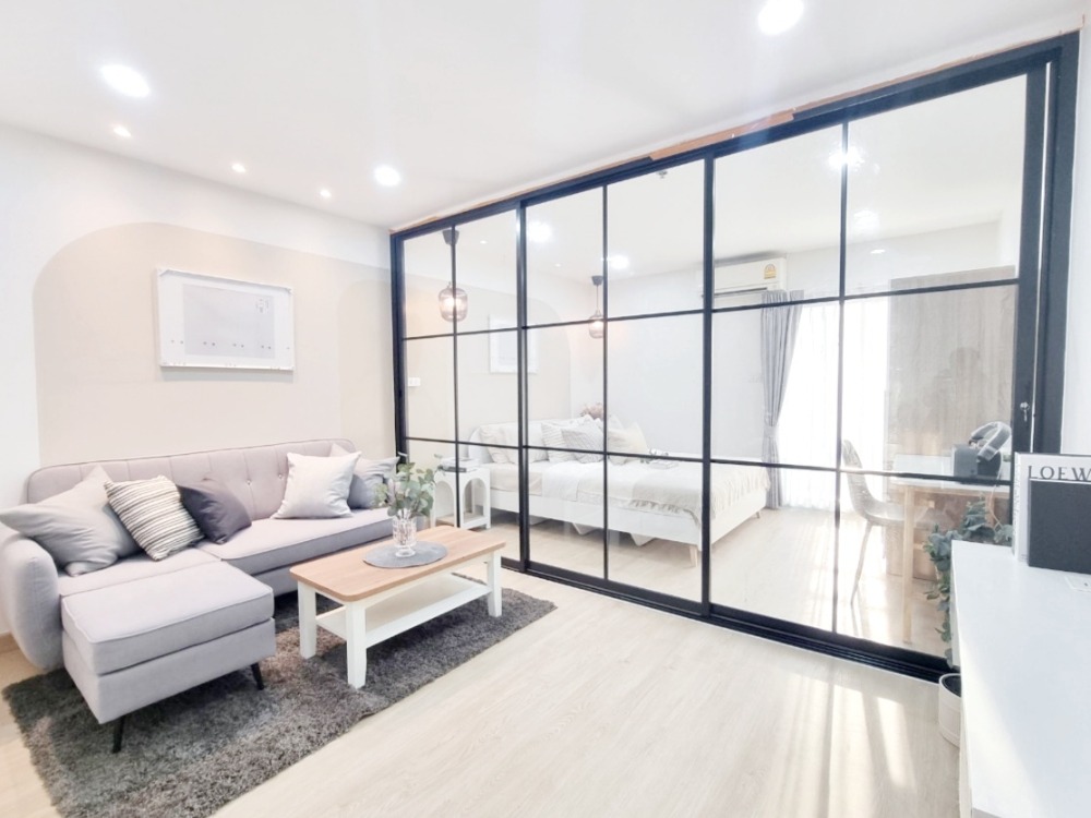 For SaleCondoBangna, Bearing, Lasalle : Beautiful new room, fully decorated. Anyone looking for a condo in the Bang Na area, come this way!!!